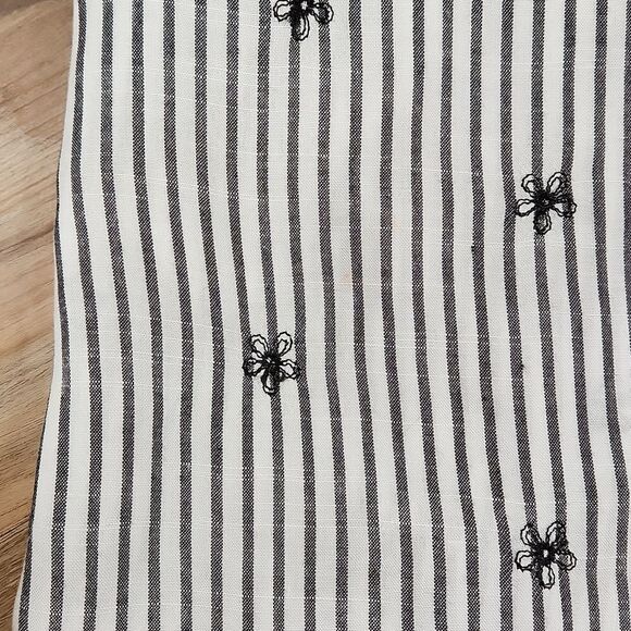 🔹️🔺️Anthropologie Everly Blue Embroidered Floral Cold Shoulder Top Large - Picture 16 of 16